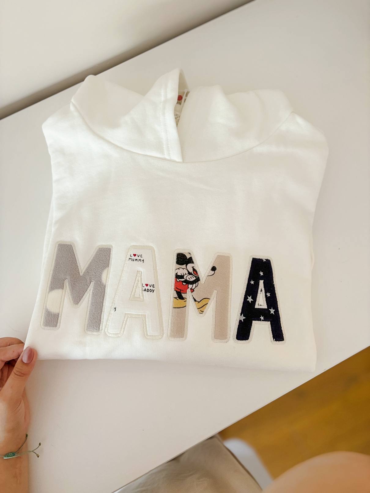 Bluza z napisem MAMA (patchwork) - obrazek 5