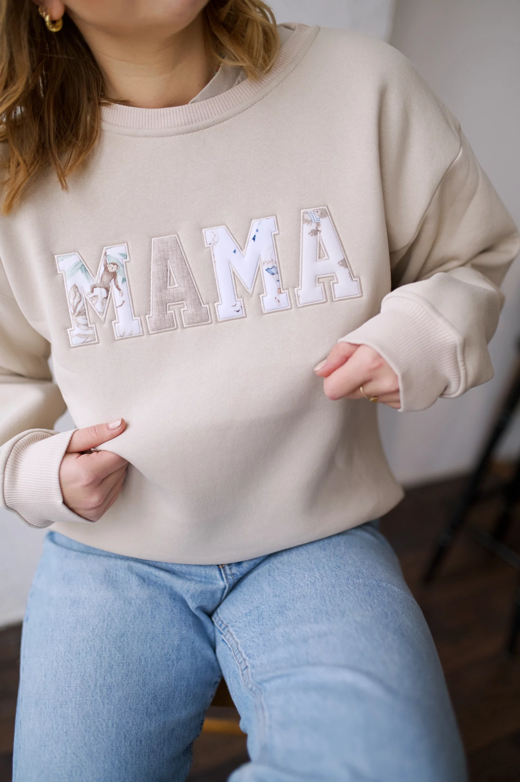 Bluza z napisem MAMA "college" (patchwork)